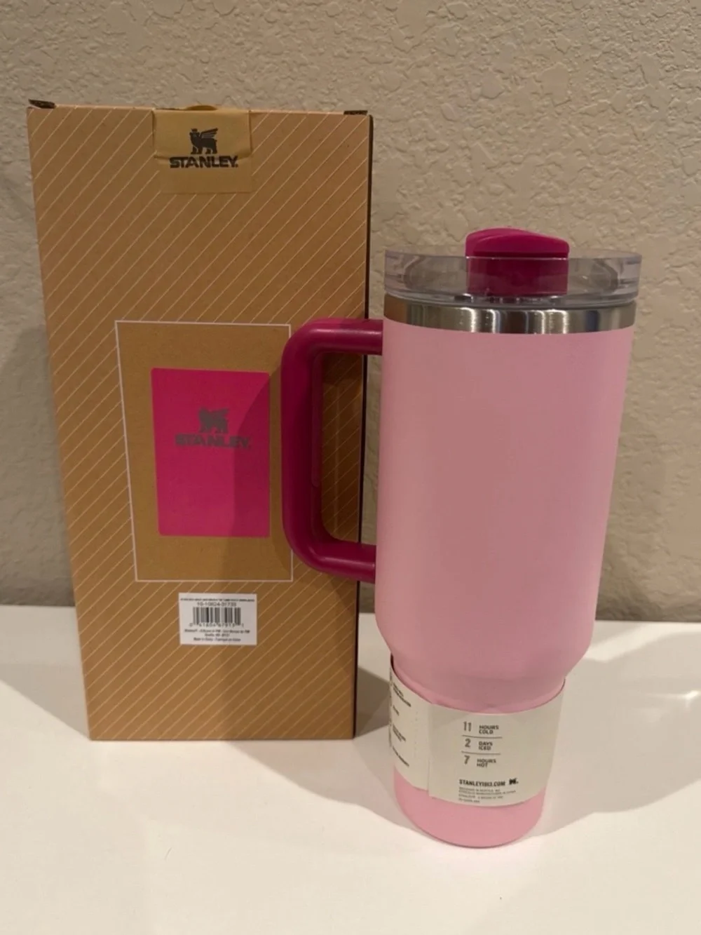 Stanley Pink Tumbler with Magenta Handle - Picture 6 of 6
